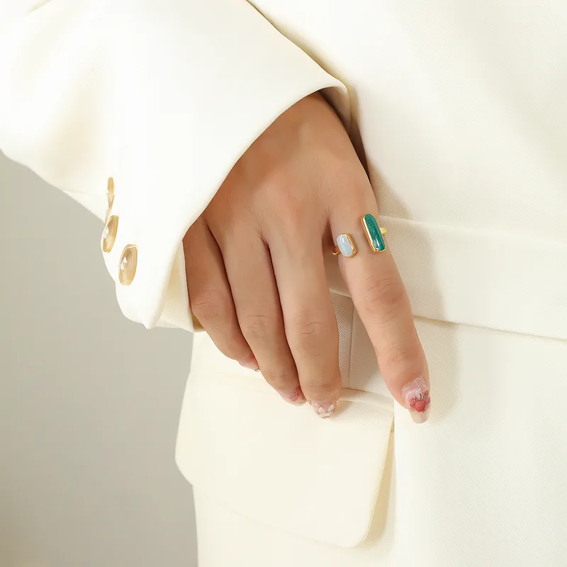 Dark Green Rectangular Open Ring